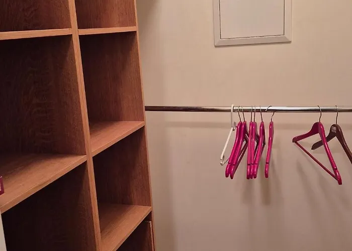 Daire In Admiral's House